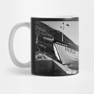 Traditional crab fishing boat on the Norfolk coast Mug